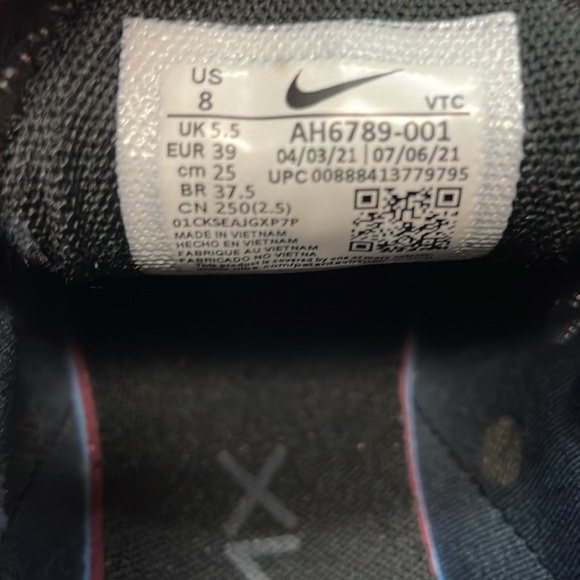 Nike Air Max 270 Sneakers Size 8 - Picture 6 of 6